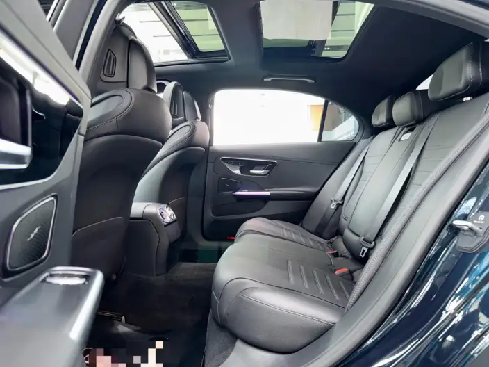 Mercedes-Benz C-Class 2022 Model C 260 L Sports Edition – фото 9