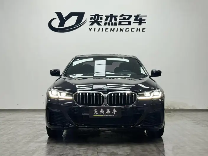 BMW 5 Series 2022 Model Facelift 530Li Exclusive Model M Sports Set – фото 2