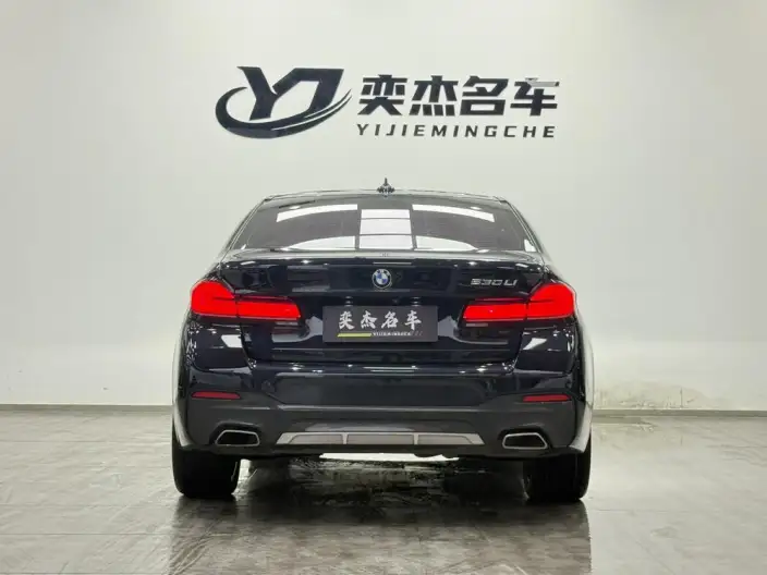 BMW 5 Series 2022 Model Facelift 530Li Exclusive Model M Sports Set – фото 5