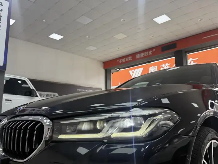 BMW 5 Series 2022 Model Facelift 530Li Exclusive Model M Sports Set – фото 8