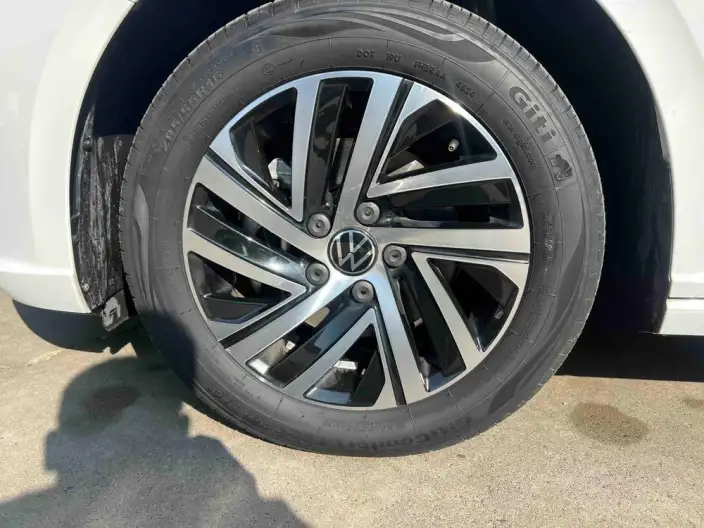 Volkswagen Lavida 2024 Model 300TSI DSG Starry Sky Leading Edition – фото 8