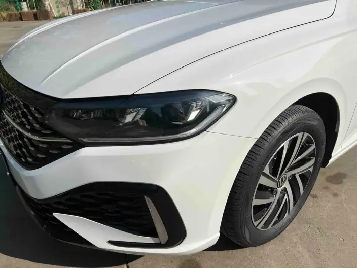 Volkswagen Lavida 2024 Model 300TSI DSG Starry Sky Leading Edition – фото 9