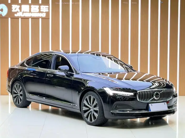 Volvo S90 2024 Model B5 Smart Range Deluxe Edition – фото 3