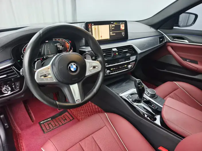 BMW 5 Series 2023 Model Facelift 530Li Leading Model M Sports Set – фото 6