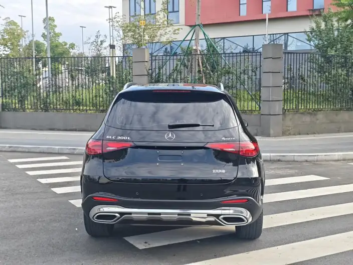 Mercedes-Benz GLC 2024 Model GLC 260 L 4MATIC Dynamic Model 5 seat – фото 6