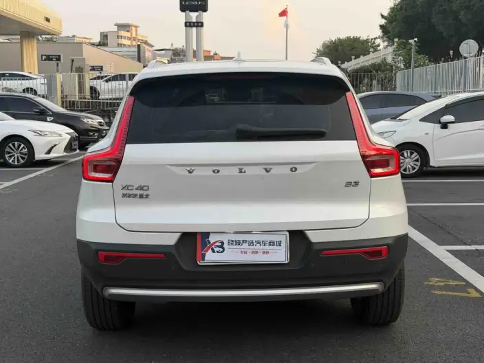 Volvo XC40 2023 Model B3 Zhixing Fashion Edition – фото 6