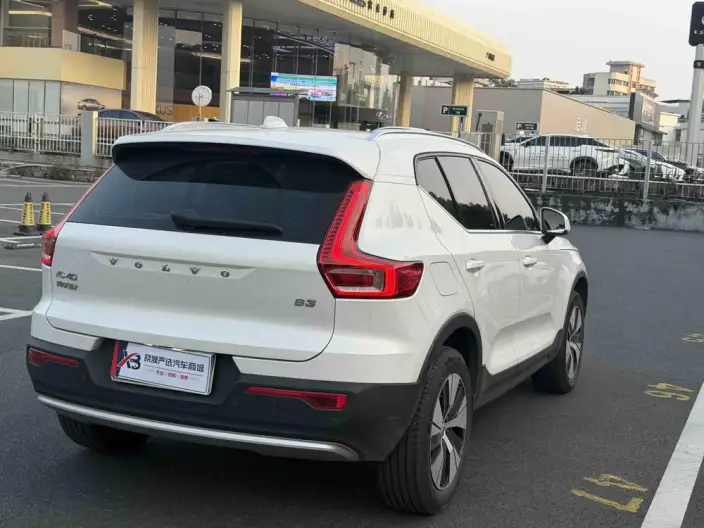 Volvo XC40 2023 Model B3 Zhixing Fashion Edition – фото 7