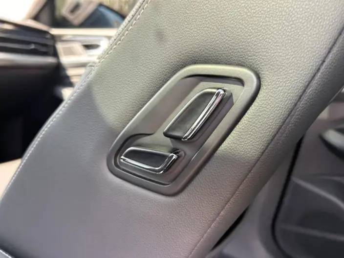 Volkswagen Passat 2022 Model 330TSI Deluxe Edition – фото 7
