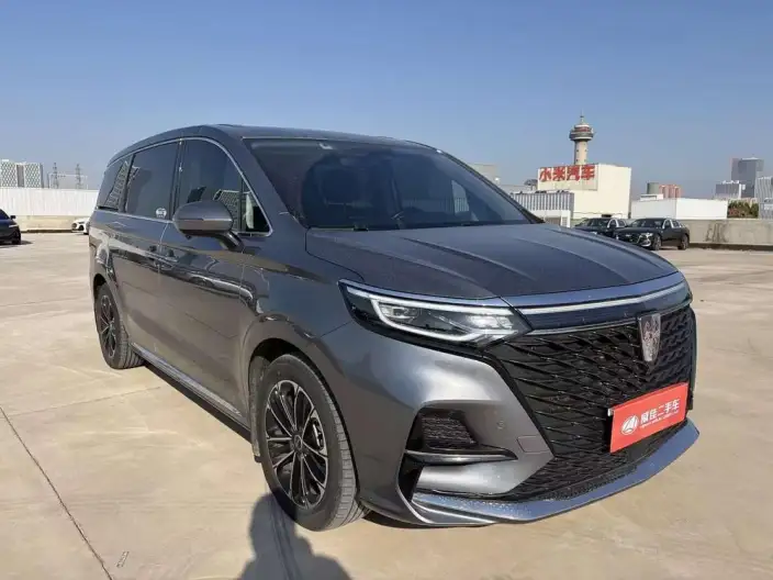 Roewe iMAX8 2022 Model 400TGI Ultimate Edition