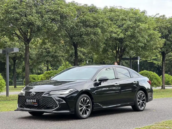 Toyota Avalon 2023 Model 2.5L Automatic Deluxe Edition – фото 1