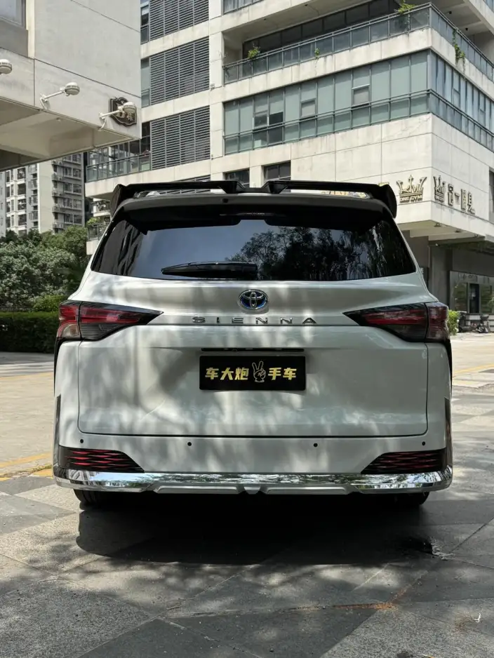 Toyota Sienna 2023 Model Hybrid 2.5L Comfort Edition – фото 4