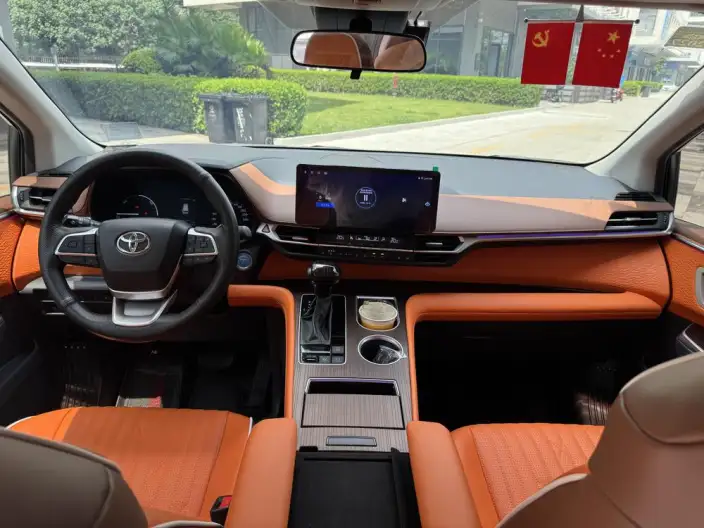Toyota Sienna 2023 Model Hybrid 2.5L Comfort Edition – фото 8