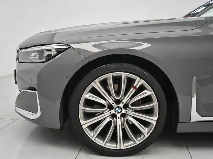 BMW 7 Series 2021 Model 740Li Leading Model Luxury Set – фото 6