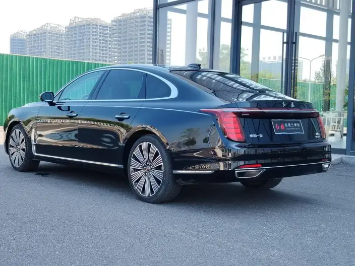 HONGQI H9 2025 Model 2.0T Flag Enjoy Luxury Business Edition – фото 3