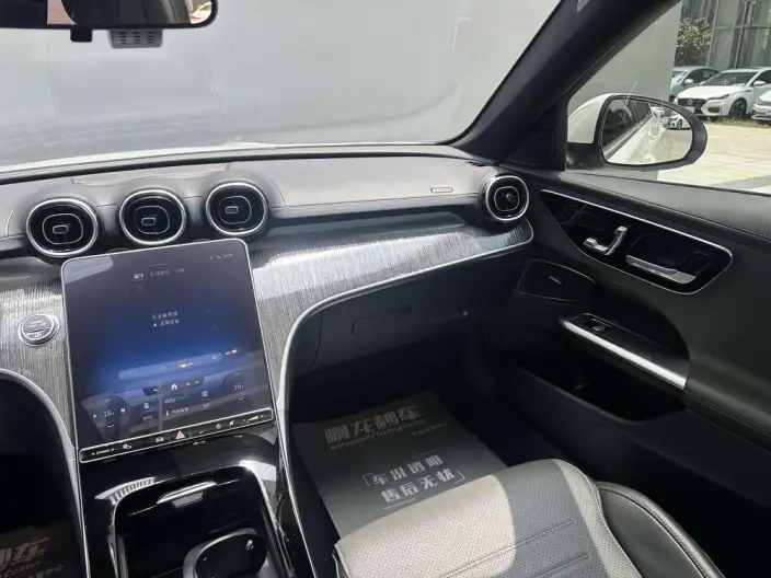 Mercedes-Benz C-Class 2022 Model C 200 L Sports Edition – фото 6