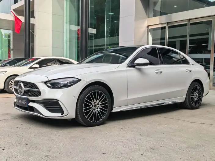 Mercedes-Benz C-Class 2025 Model C 260 L Sports Edition – фото 1