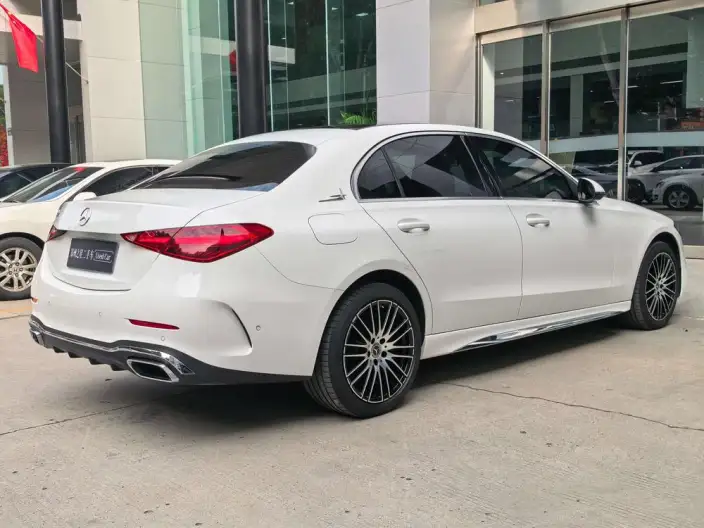 Mercedes-Benz C-Class 2025 Model C 260 L Sports Edition – фото 4