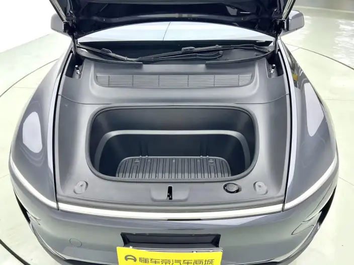 Model Y 2025 Model Rear-wheel drive version – фото 10