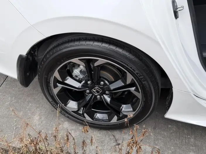 Honda Civic 2022 Model 240TURBO CVT Combustion Edition – фото 7