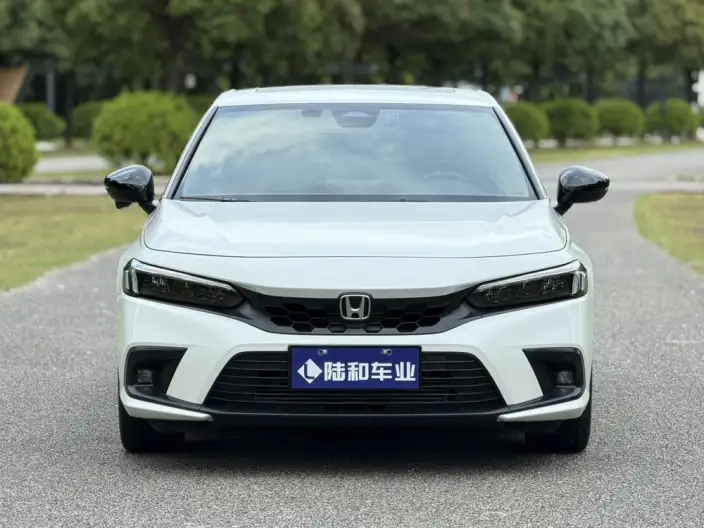 Honda Civic 2023 Model HATCHBACK 240TURBO Manual Extreme Edition – фото 2