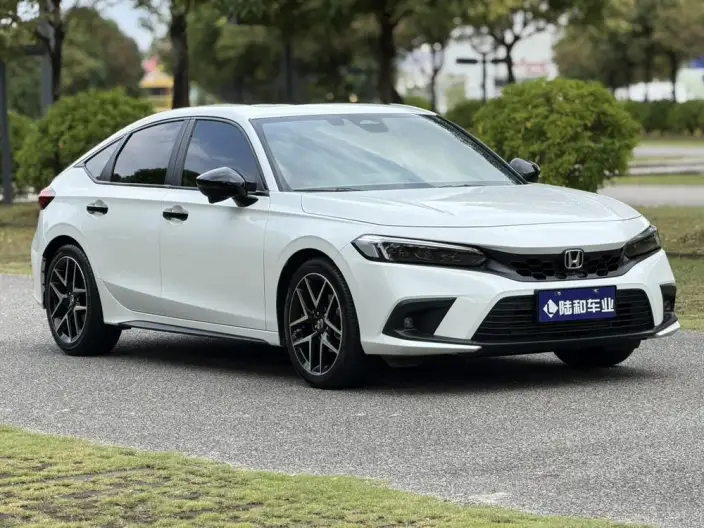 Honda Civic 2023 Model HATCHBACK 240TURBO Manual Extreme Edition – фото 3