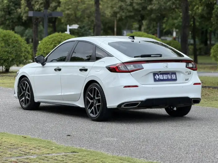 Honda Civic 2023 Model HATCHBACK 240TURBO Manual Extreme Edition – фото 4