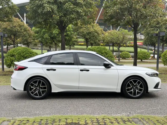 Honda Civic 2023 Model HATCHBACK 240TURBO Manual Extreme Edition – фото 7