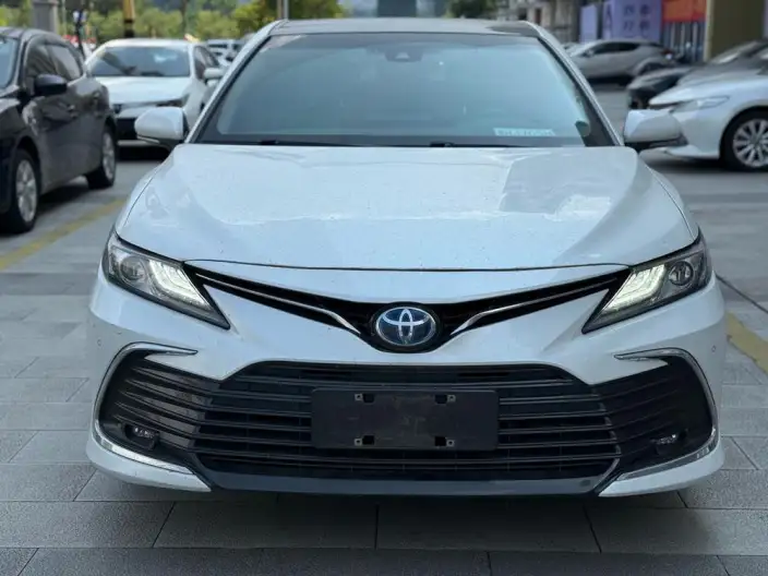 Toyota Camry 2021 Model Hybrid 2.5HG Deluxe Edition – фото 2