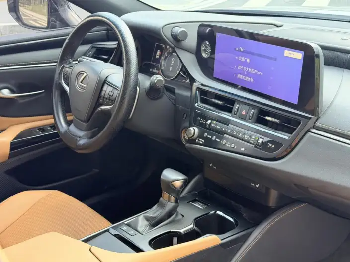 Lexus ES 2022 Model 200 Superior Edition – фото 9