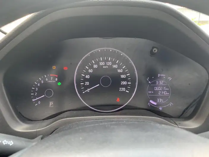 Honda Vezel 2020 Model 1.5L CVT Elite Edition – фото 7