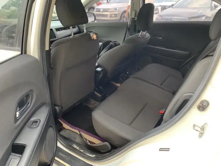 Honda Vezel 2020 Model 1.5L CVT Elite Edition – фото 9