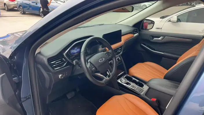 Ford Escape 2020 Model EcoBoost 245 2WD Shine Xiang Model – фото 6