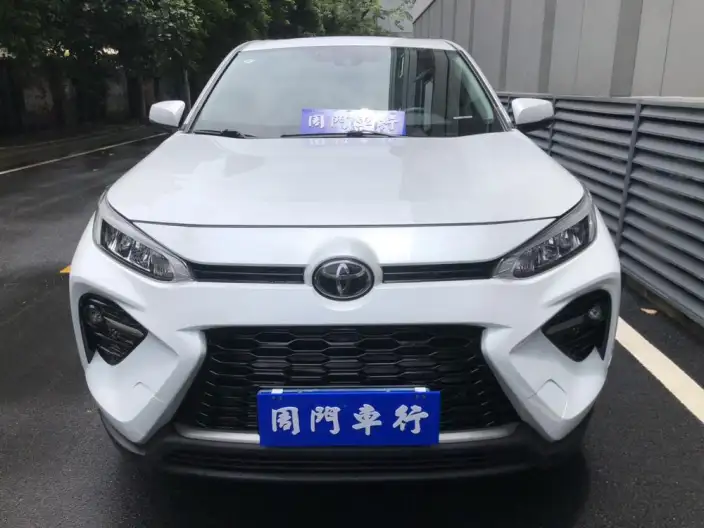 Toyota Wildlander 2020 Model 2.0L 4WD Deluxe Edition – фото 2