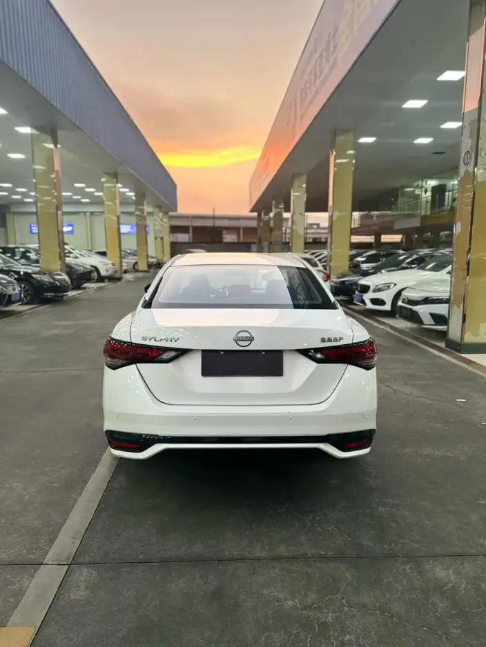 Nissan Sylphy 2023 Model 1.6L CVT Yuexiang Edition – фото 5
