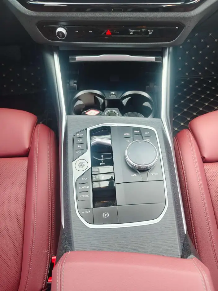 BMW 3 Series 2026 Model 325Li M Sports Set – фото 8