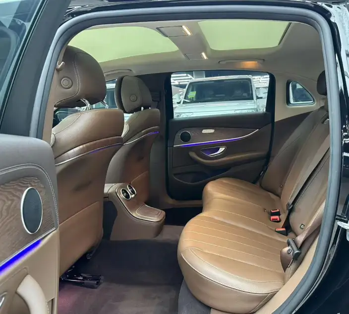 Mercedes-Benz E-Class 2022 Model Facelift II E 260 L sedan – фото 9