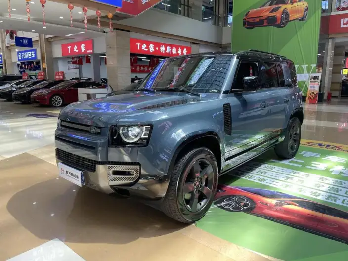 Land Rover Defender 2023 Model Facelift 110 P400 X-Dynamic HSE – фото 1
