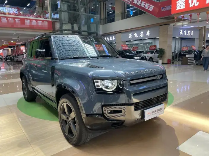 Land Rover Defender 2023 Model Facelift 110 P400 X-Dynamic HSE – фото 3