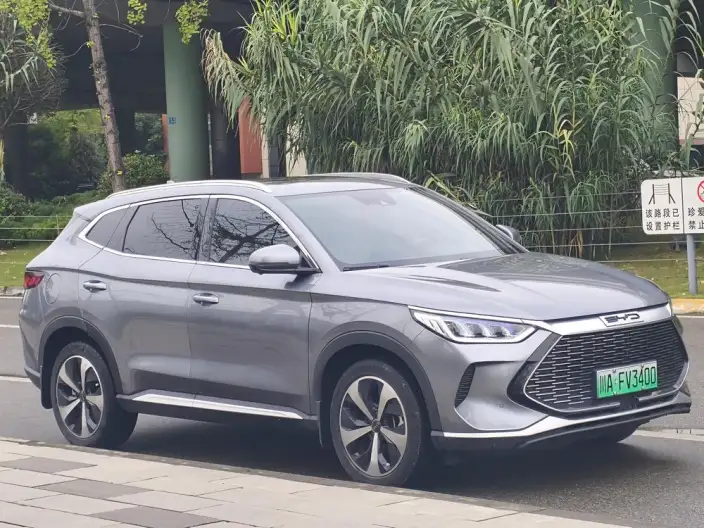 BYD Song PLUS DM 2021 Model DM-i 110KM 2WD Flagship PLUS 5G Edition – фото 3