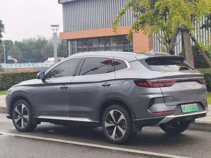BYD Song PLUS DM 2021 Model DM-i 110KM 2WD Flagship PLUS 5G Edition – фото 4