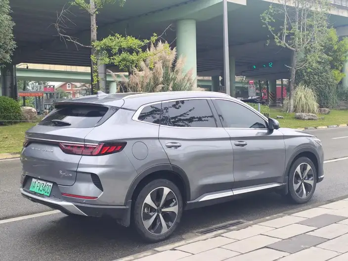 BYD Song PLUS DM 2021 Model DM-i 110KM 2WD Flagship PLUS 5G Edition – фото 6