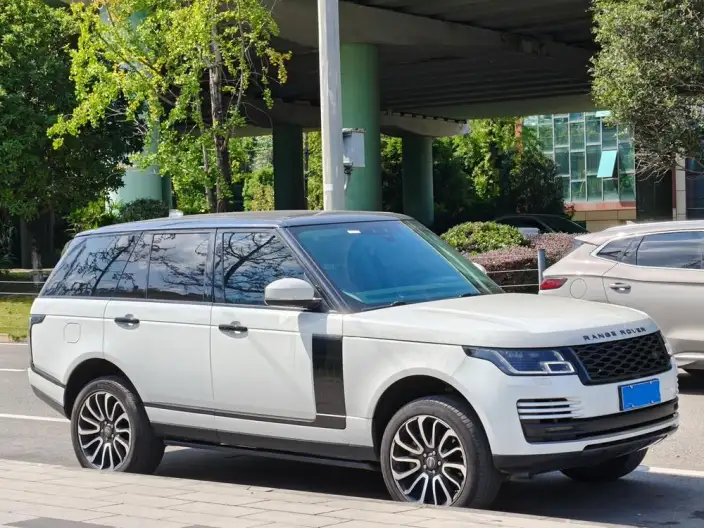 Range Rover 2021 Model 3.0 L6 Shengshi Edition – фото 3