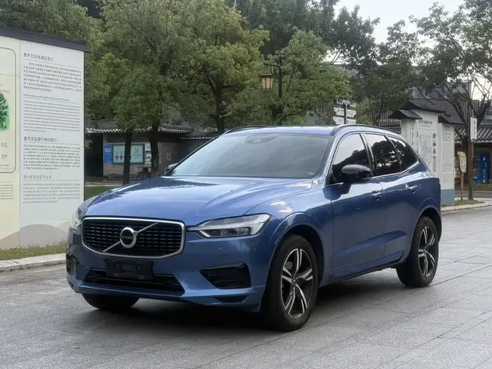 Volvo XC60 2020 Model T5 4WD Smart Range Sports Edition