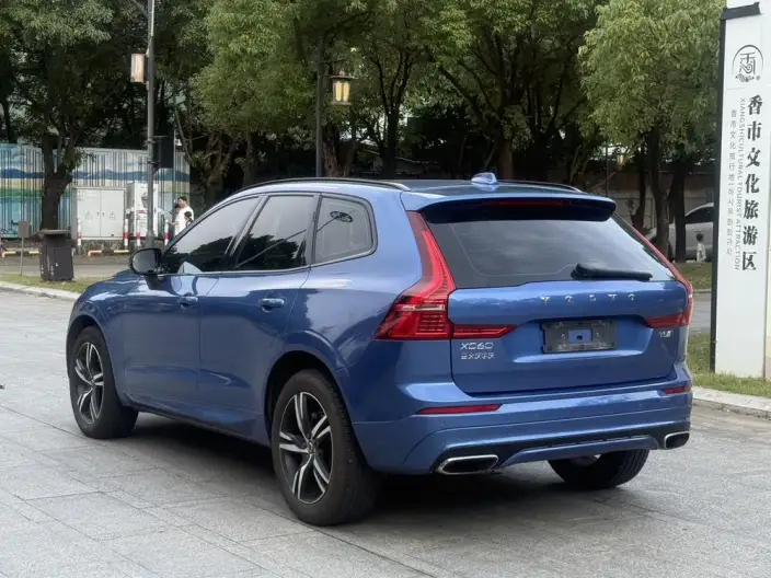 Volvo XC60 2020 Model T5 4WD Smart Range Sports Edition – фото 5