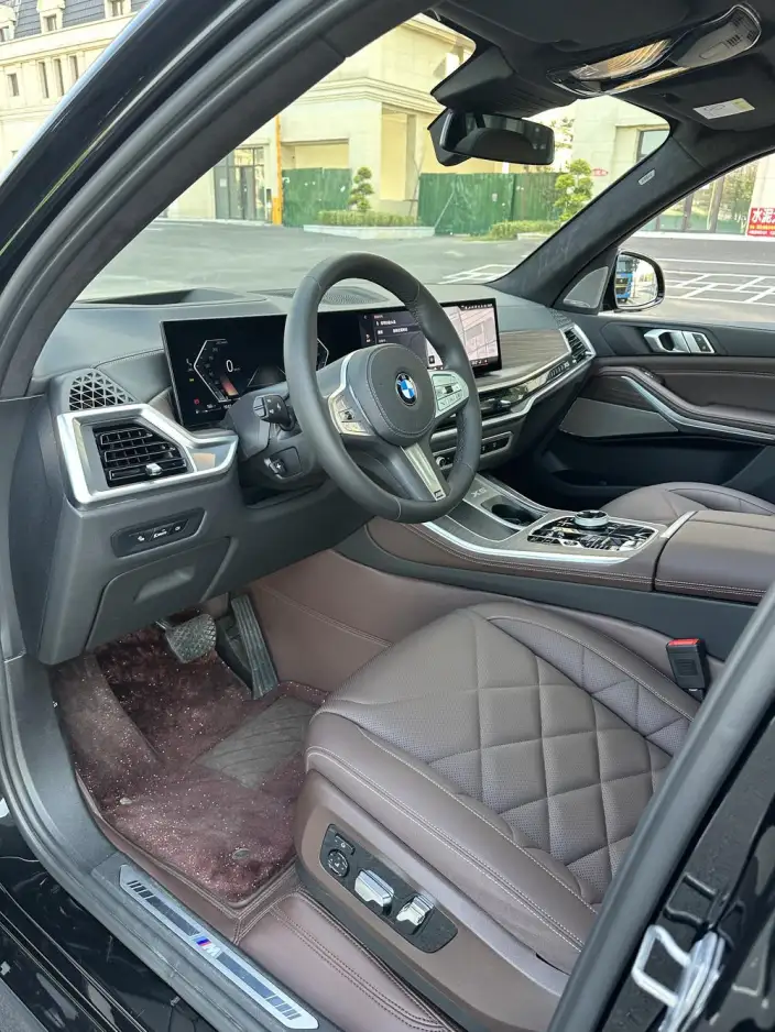 BMW X5 2025 Model xDrive40Li M Sports Night Set – фото 5