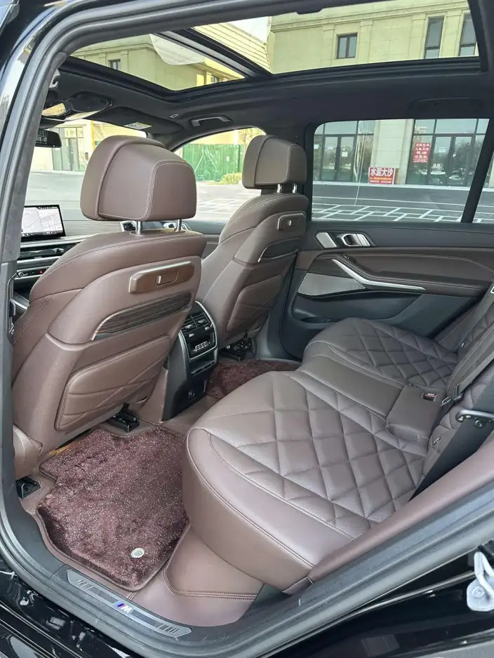 BMW X5 2025 Model xDrive40Li M Sports Night Set – фото 7
