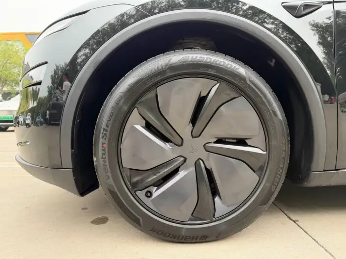Model Y 2025 Model Long Battery Life Pro All-wheel drive version – фото 7