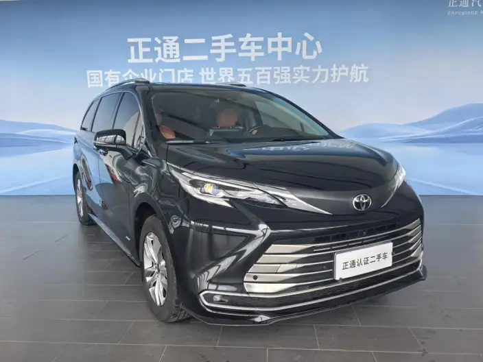 Toyota Sienna 2024 Model Hybrid 2.5L Comfort Edition – фото 3