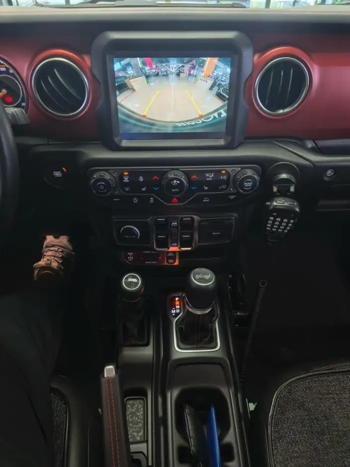 Jeep Wrangler 2024 Model 2.0T Automatic 4WD 5 seat Parallel Imported – фото 10