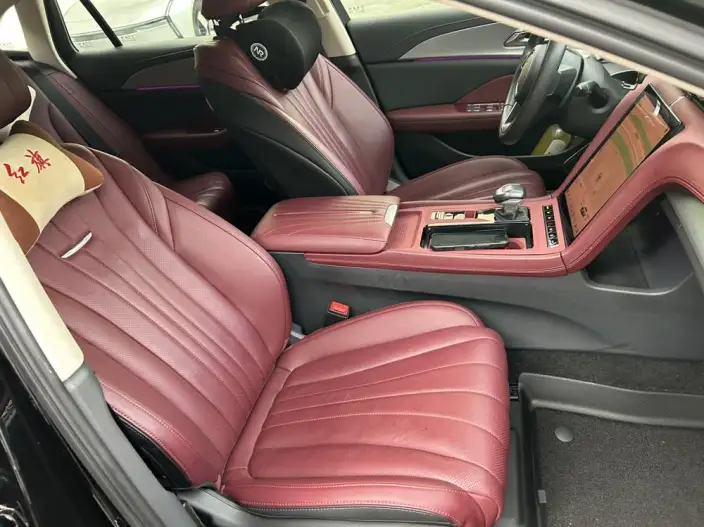 Hongqi H5 2023 Model 2.0T Automatic Flag Lead Edition – фото 10